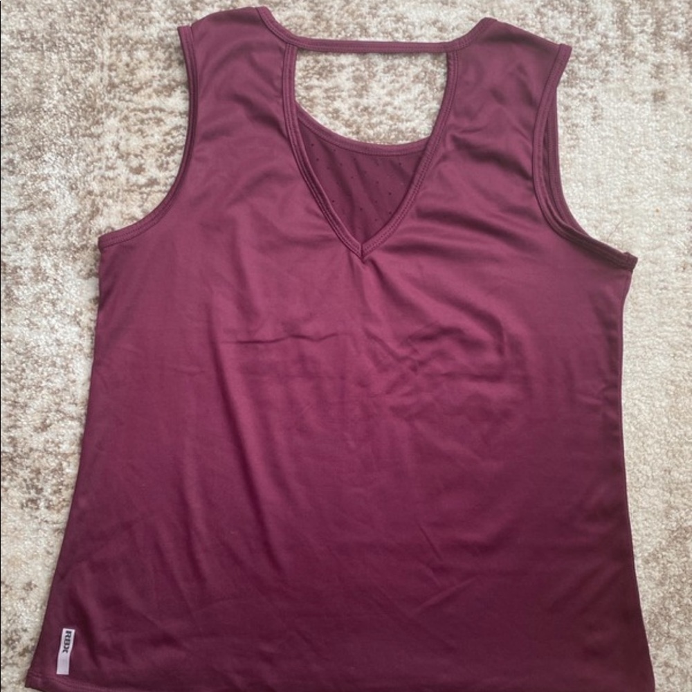 Tank top bundle - Picture 7 of 7